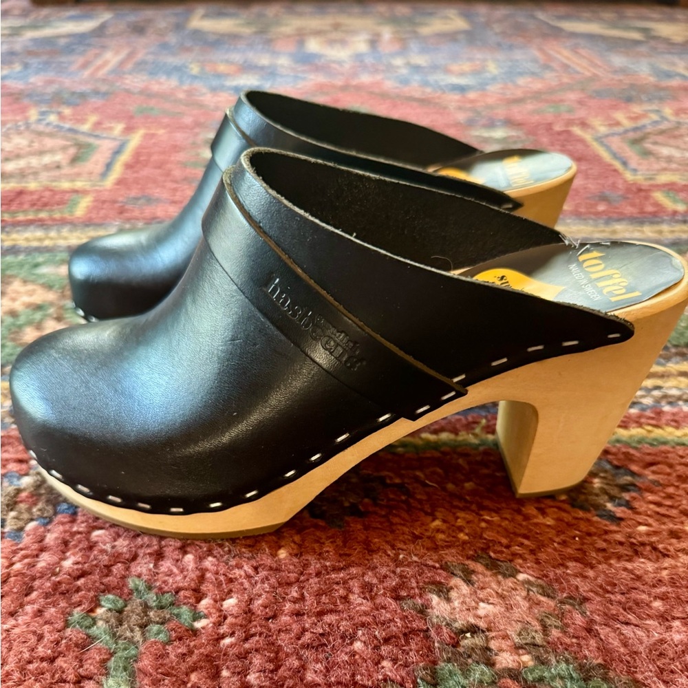 Swedish Hasbeens Black Leather Clogs